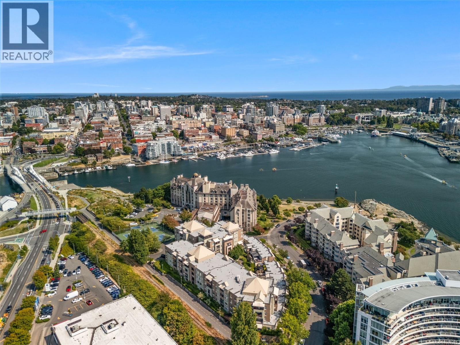 111 27 Songhees Road, Victoria