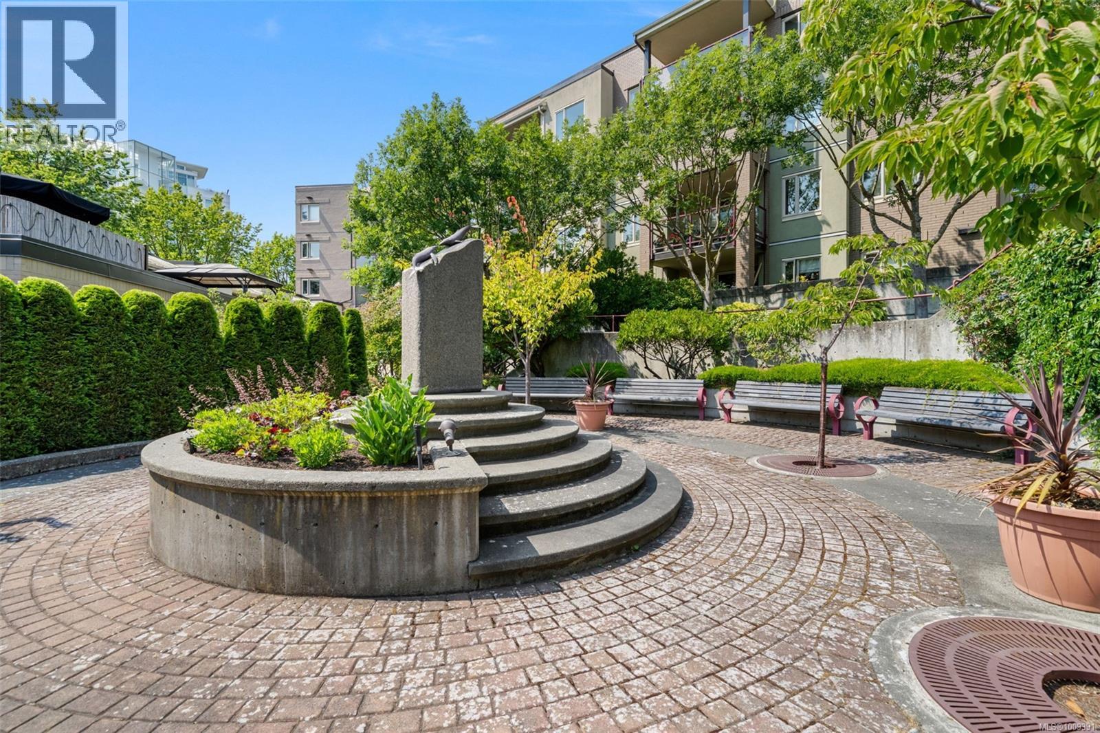 111 27 Songhees Road, Victoria
