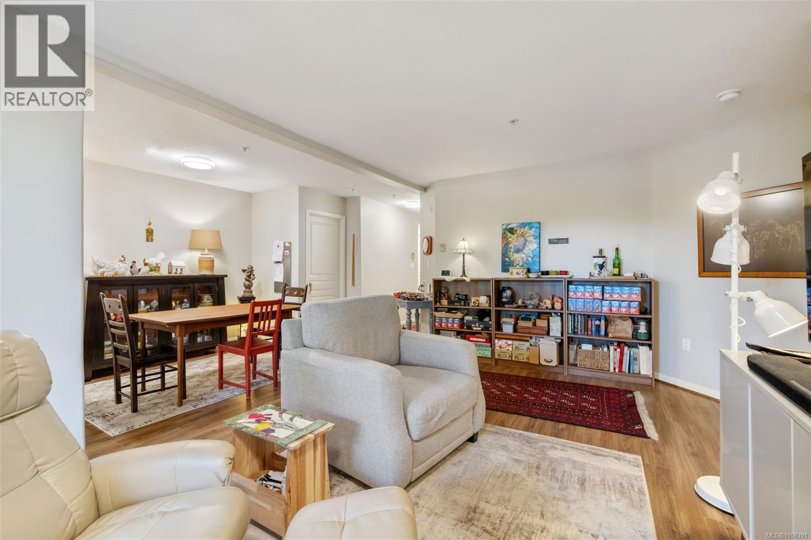 111 27 Songhees Road, Victoria