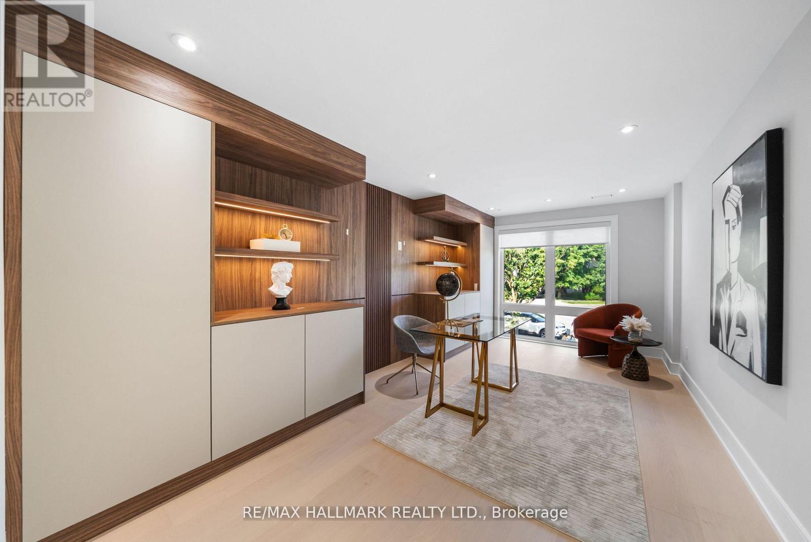 Photo 19 of 112 Randolph Road, Toronto ON