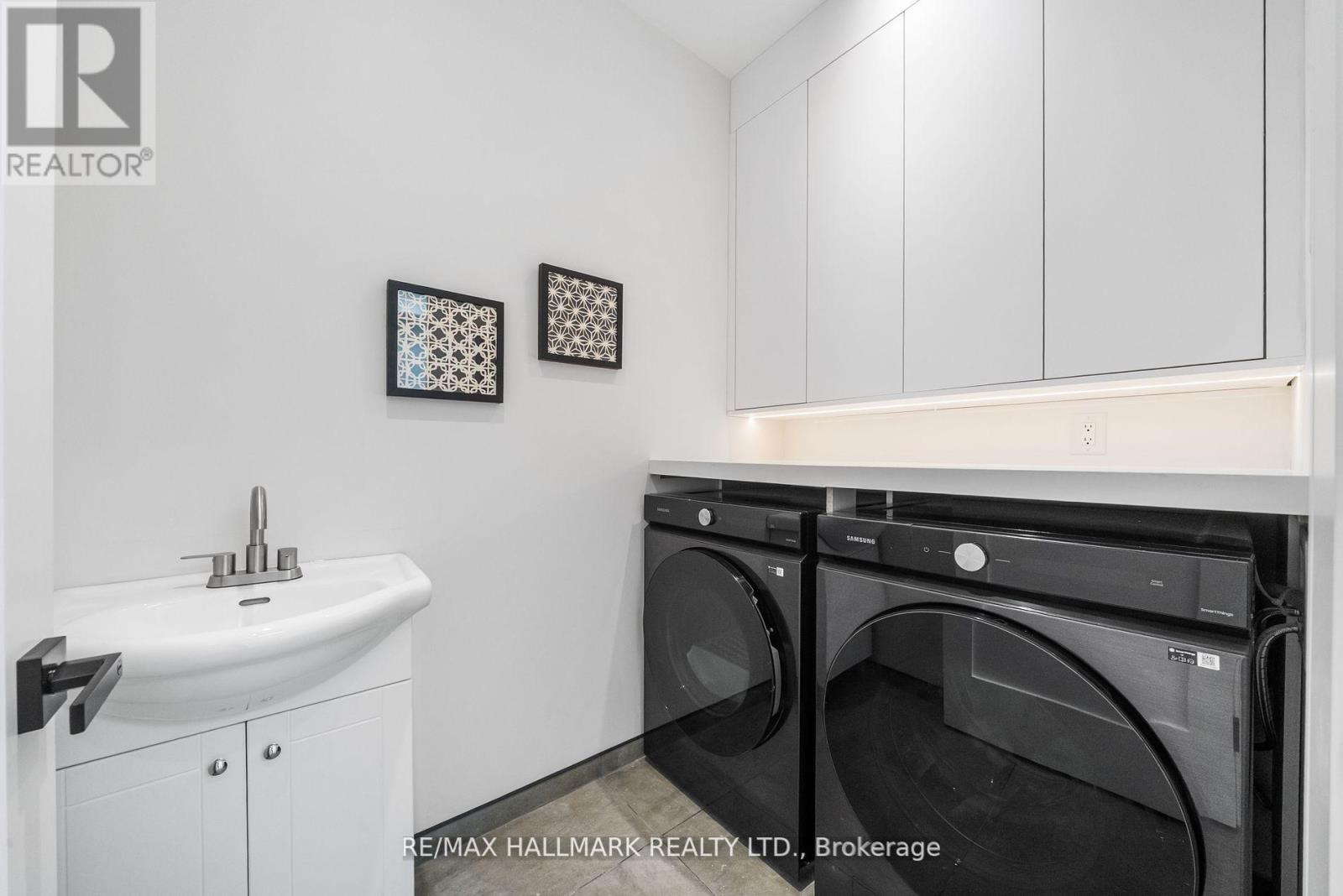 Photo 34 of 112 Randolph Road, Toronto ON