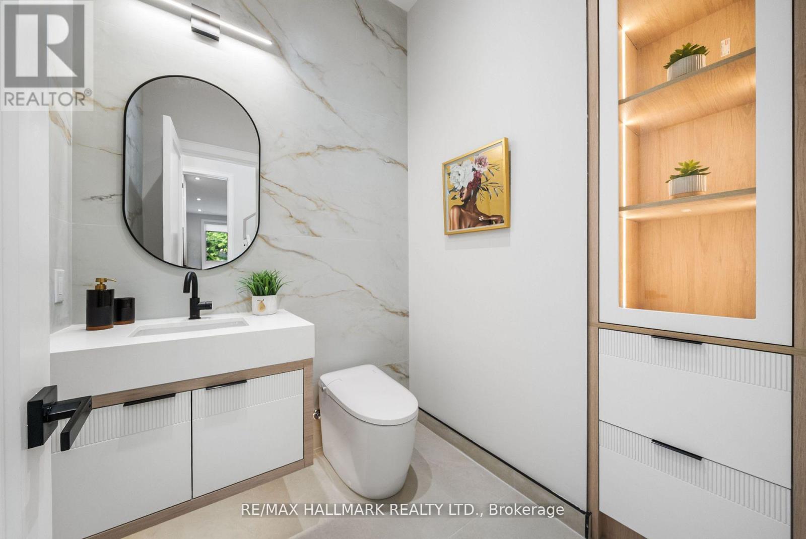Photo 29 of 112 Randolph Road, Toronto ON