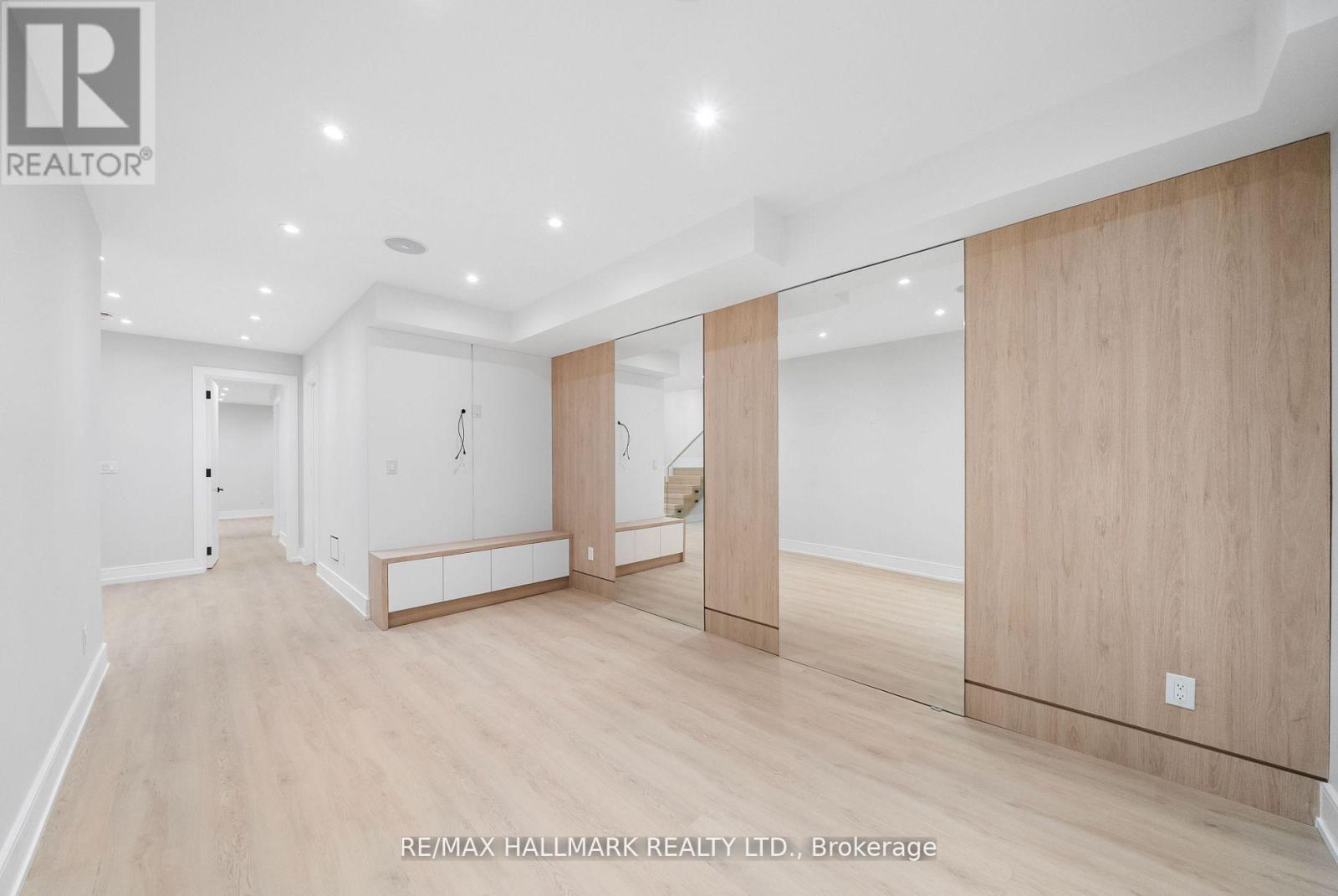 Photo 36 of 112 Randolph Road, Toronto ON
