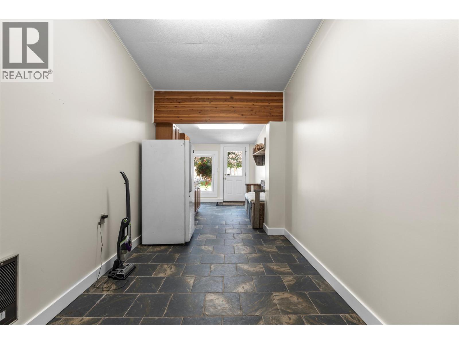  48 Waterside Road, Enderby