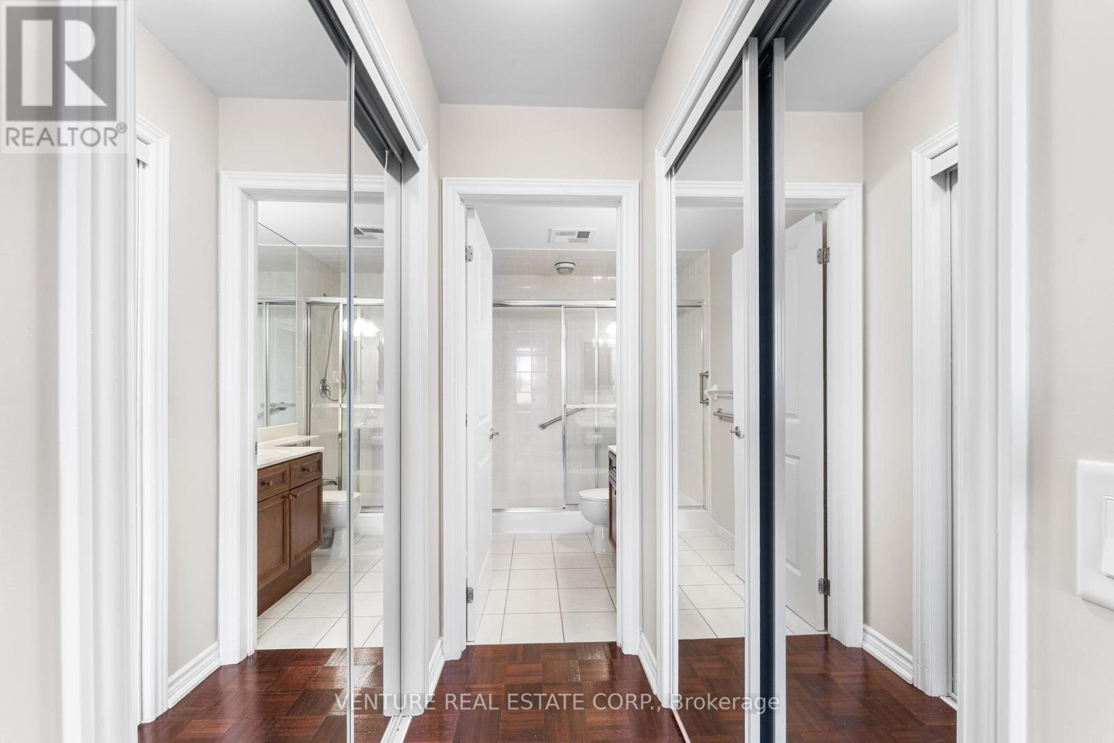 Photo 10 of 302 9519 Keele Street, Vaughan ON