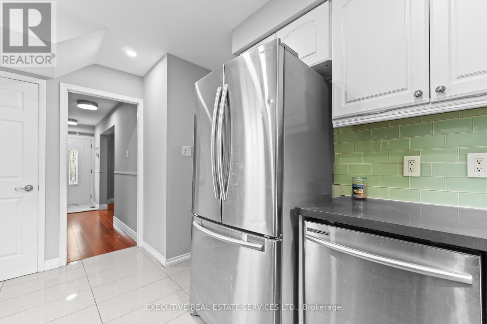 Photo 46 of 1342 Roylen Road, Oakville ON