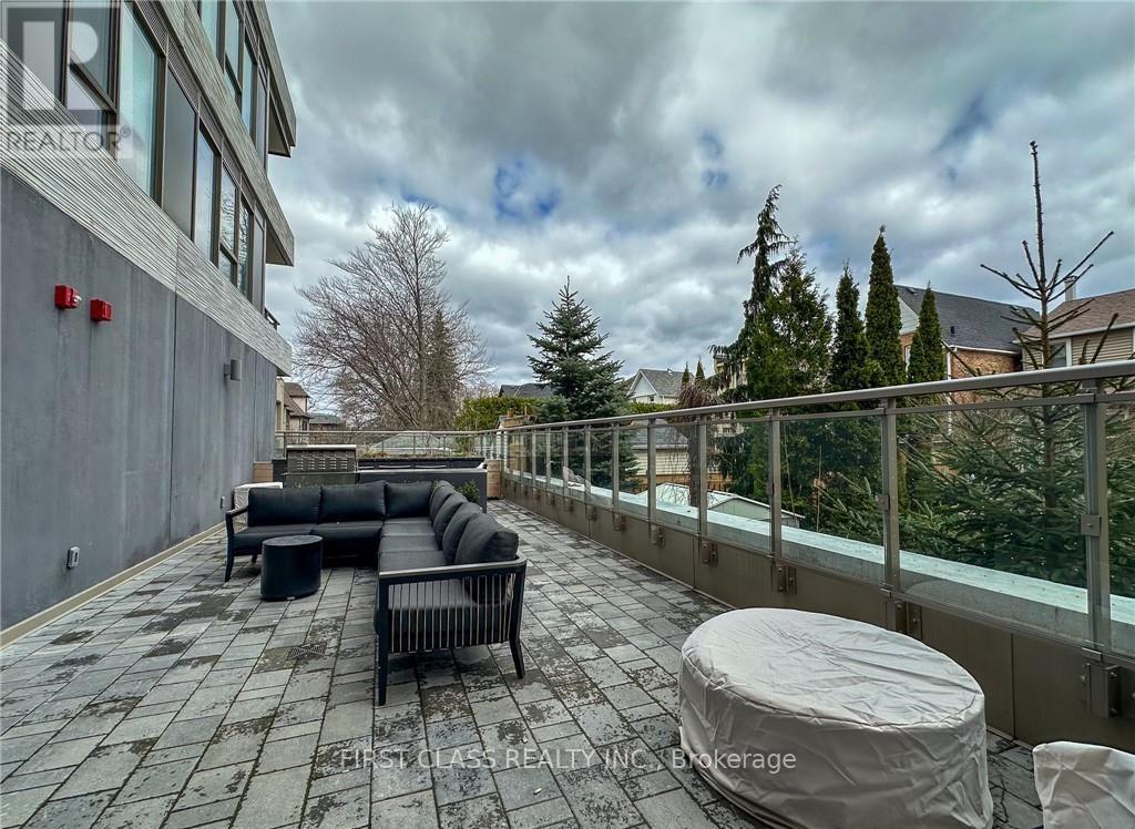 Photo 12 of 403 1 Cardiff Road, Toronto ON