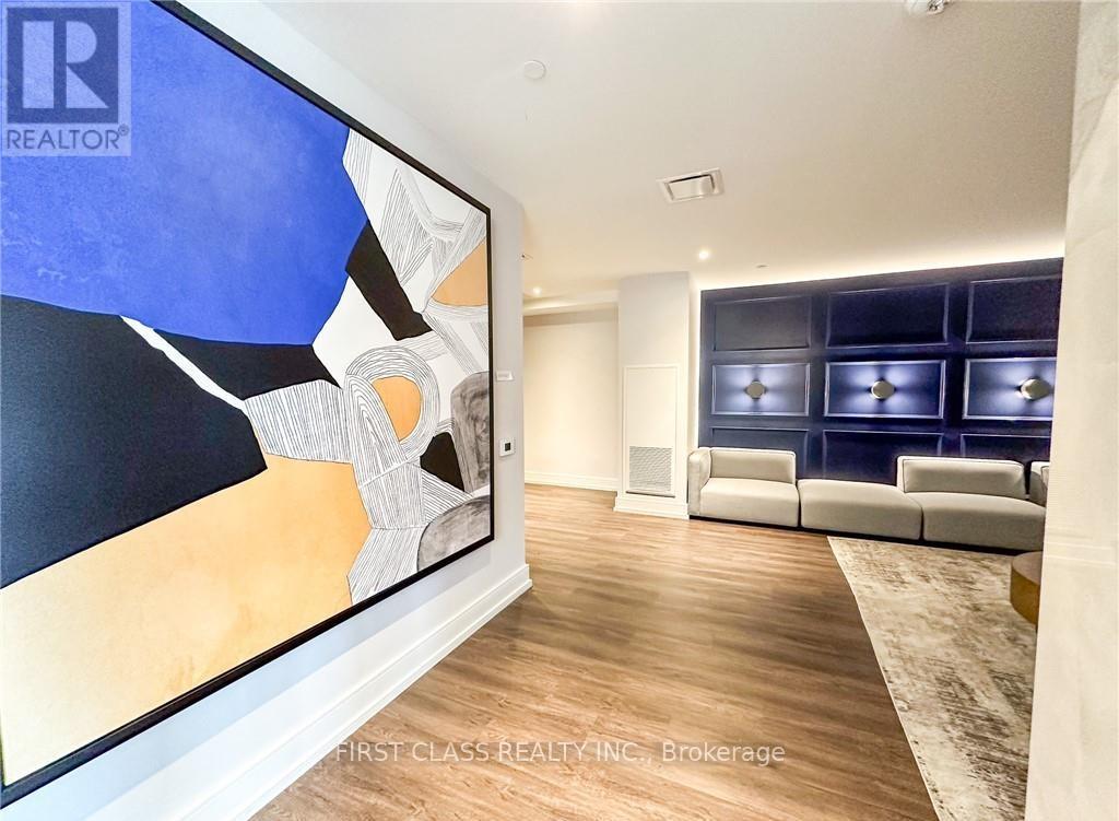 Photo 13 of 403 1 Cardiff Road, Toronto ON