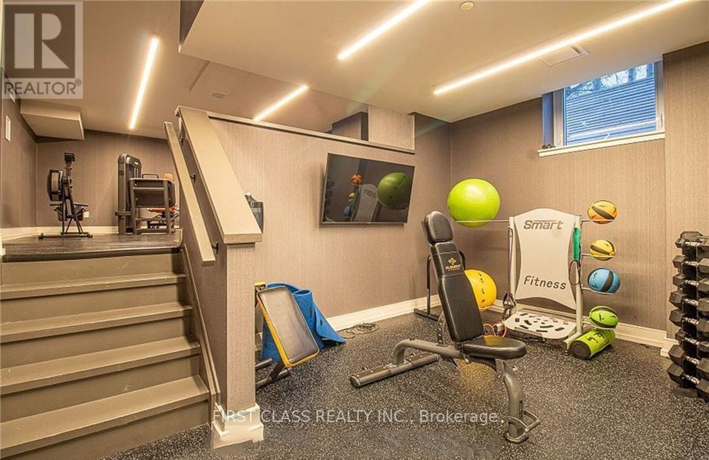 Photo 19 of 403 1 Cardiff Road, Toronto ON