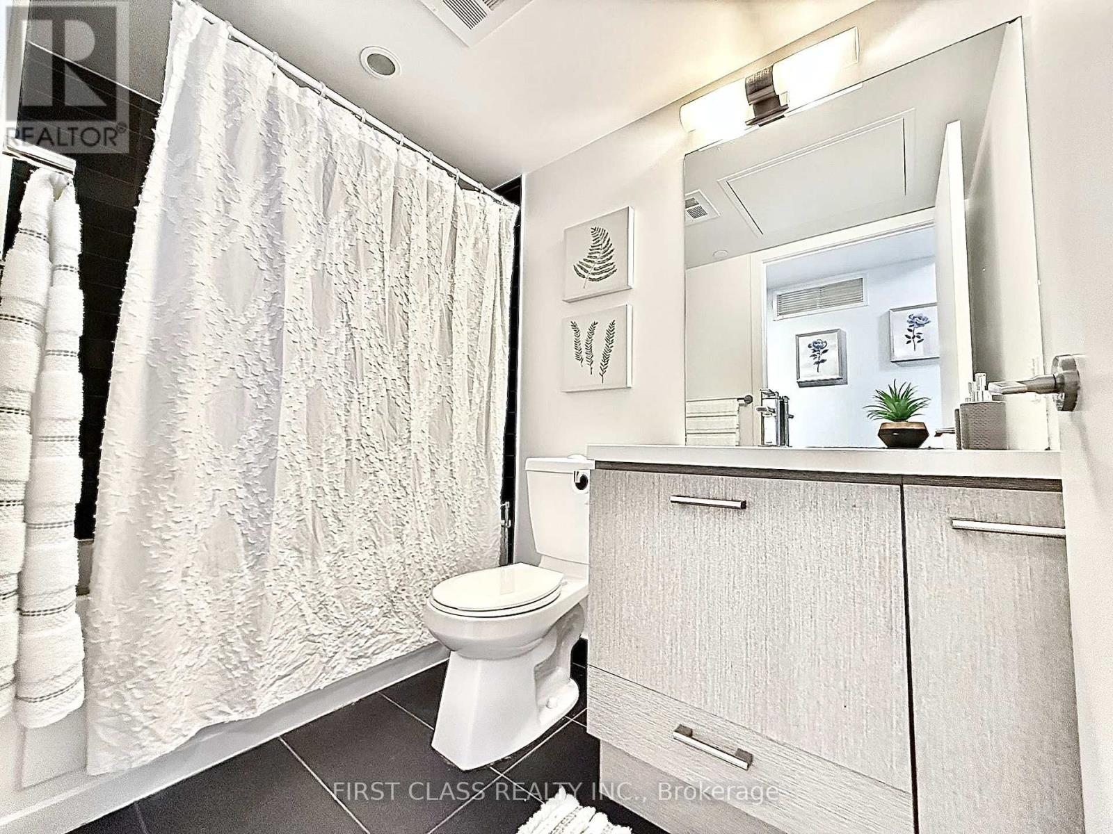 Photo 6 of 1413 87 Peter Street, Toronto ON