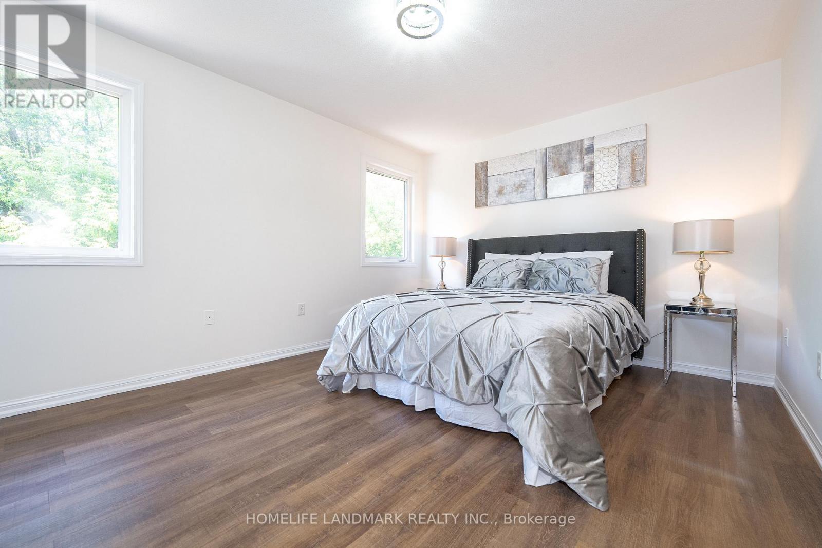 Photo 6 of 139 Dougherty Crescent, Whitchurchstouffville ON
