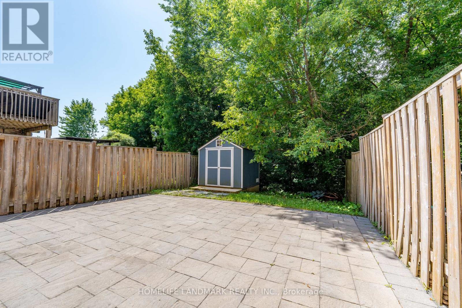 Photo 10 of 139 Dougherty Crescent, Whitchurchstouffville ON