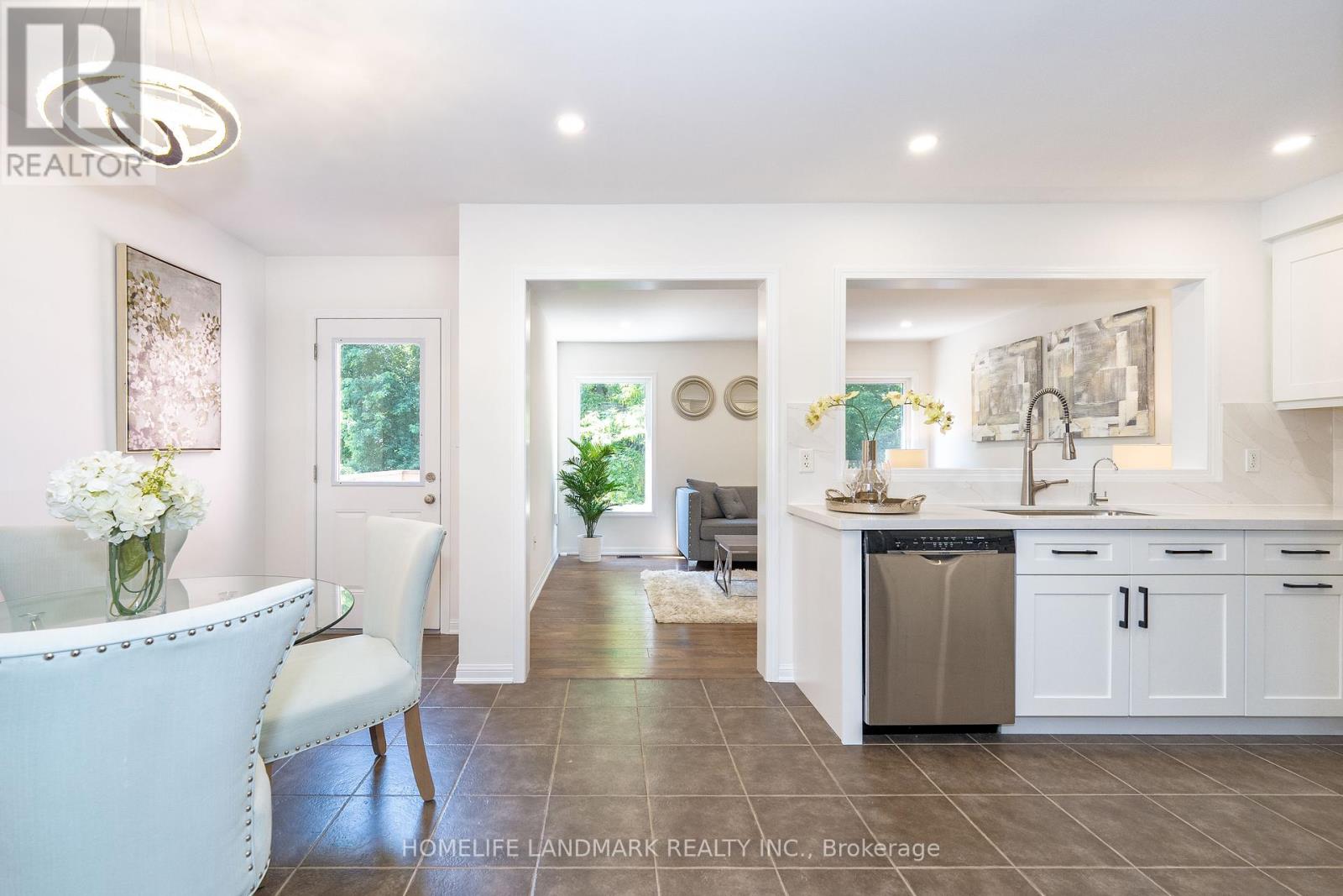 Photo 1 of 139 Dougherty Crescent, Whitchurchstouffville ON