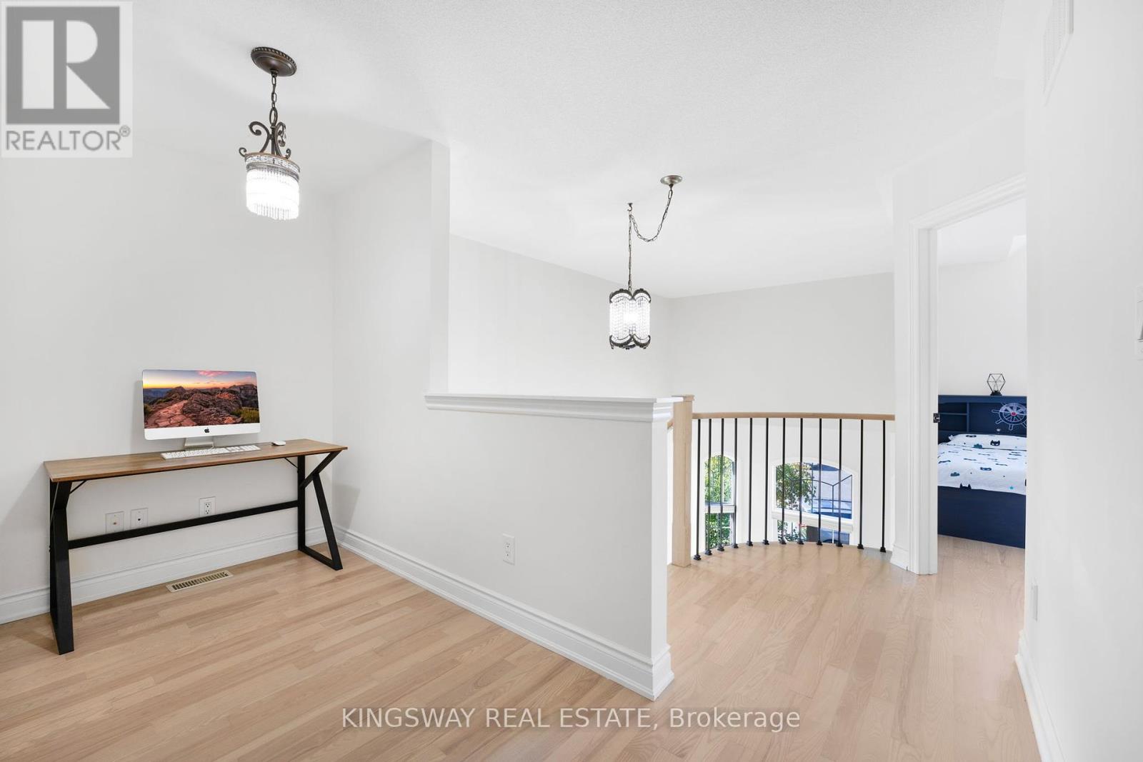 Photo 15 of 61 Milligan Street, Bradford West Gwillimbury ON