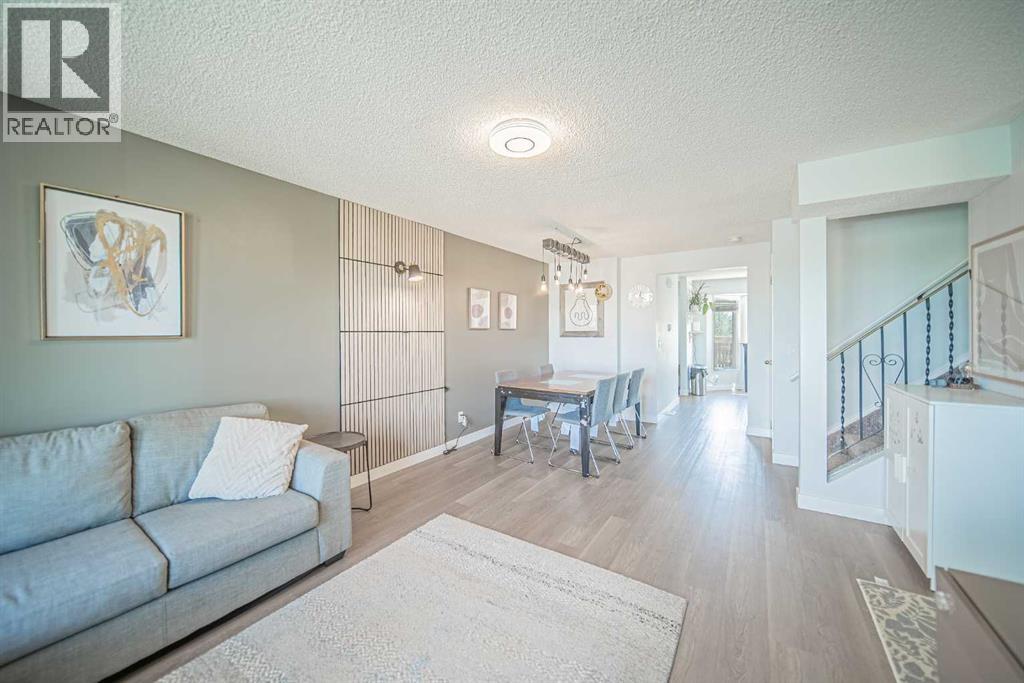 Single Family House for Sale in  Templeby Way NE Temple Calgary 