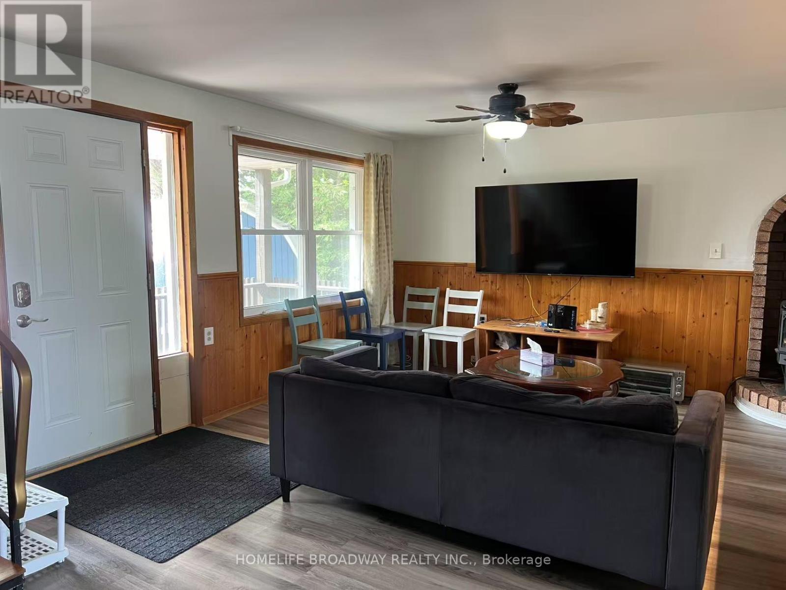 Photo 8 of 1389 Portage Road, Kawartha Lakes ON