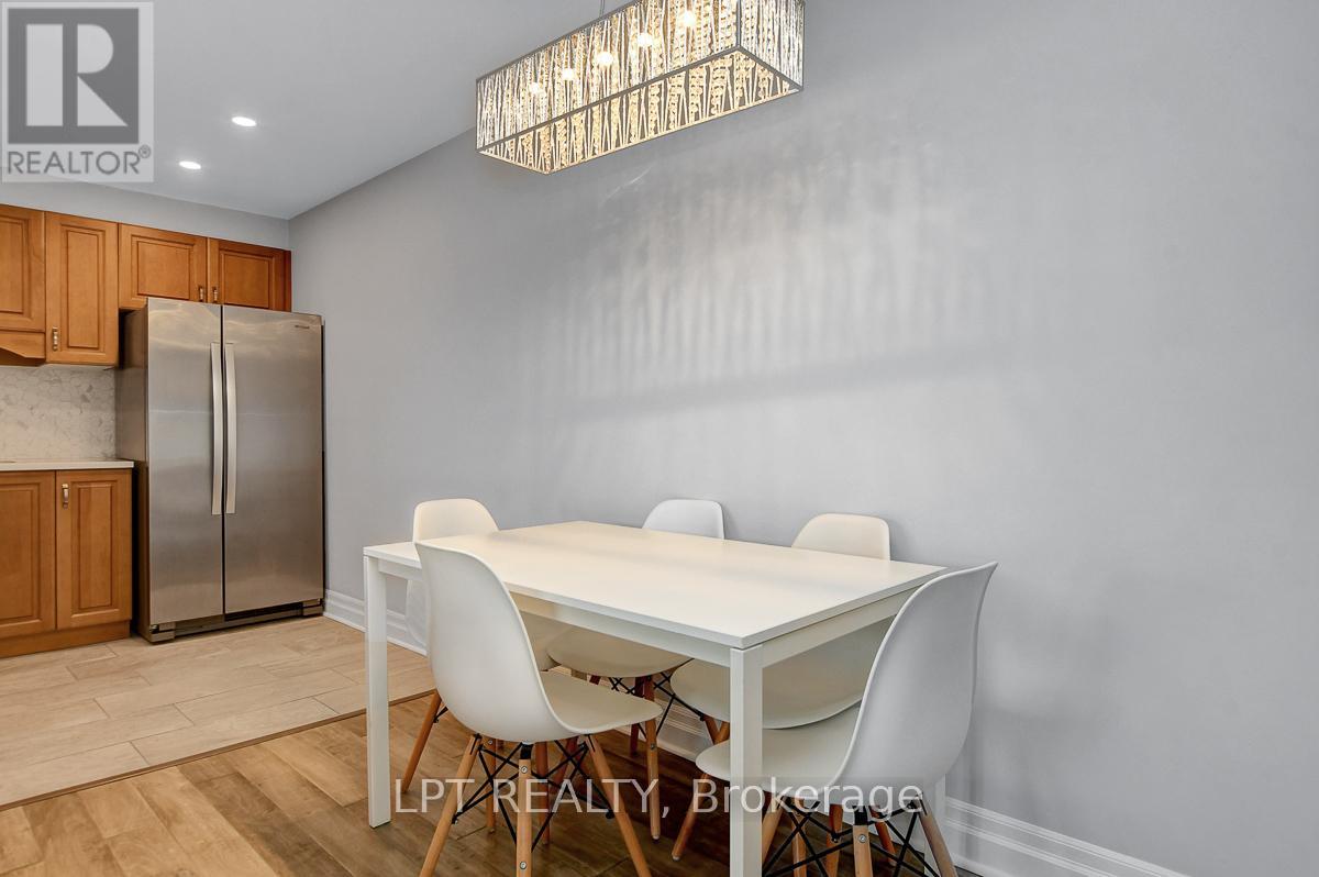 Photo 6 of 807 1100 Ambleside Drive, Ottawa ON