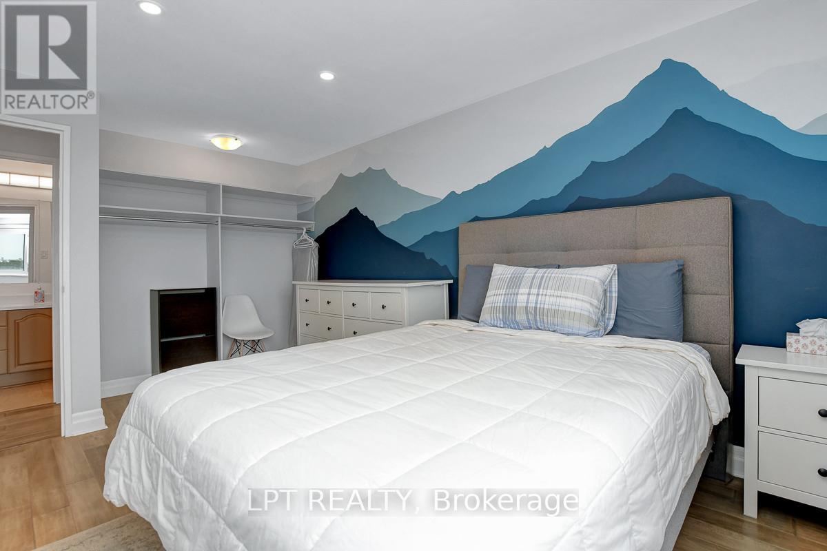 Photo 28 of 807 1100 Ambleside Drive, Ottawa ON