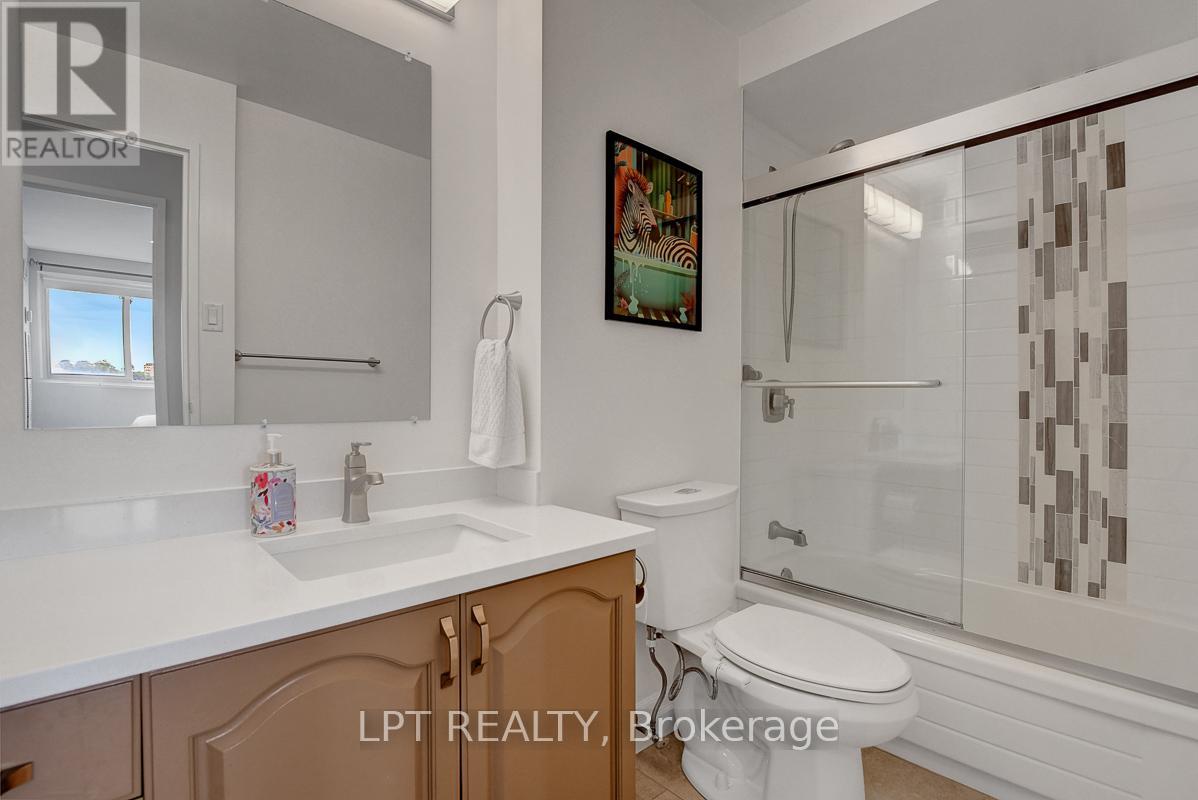 Photo 32 of 807 1100 Ambleside Drive, Ottawa ON