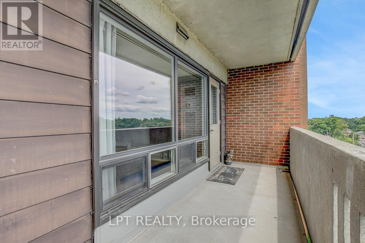 Photo 26 of 807 1100 Ambleside Drive, Ottawa ON