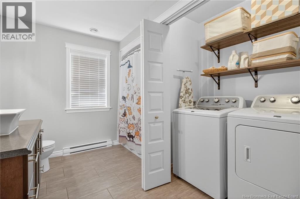 Photo 10 of 382 Dolbeau Street, Dieppe NB