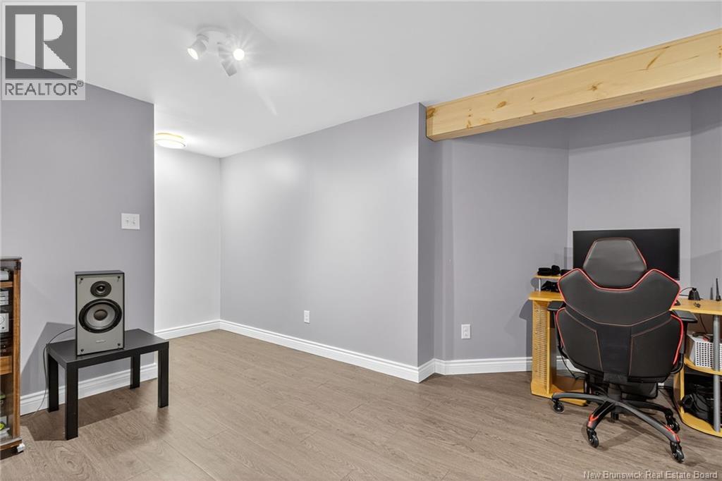Photo 12 of 382 Dolbeau Street, Dieppe NB