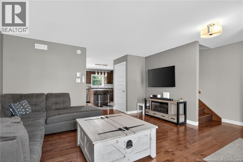Photo 6 of 382 Dolbeau Street, Dieppe NB