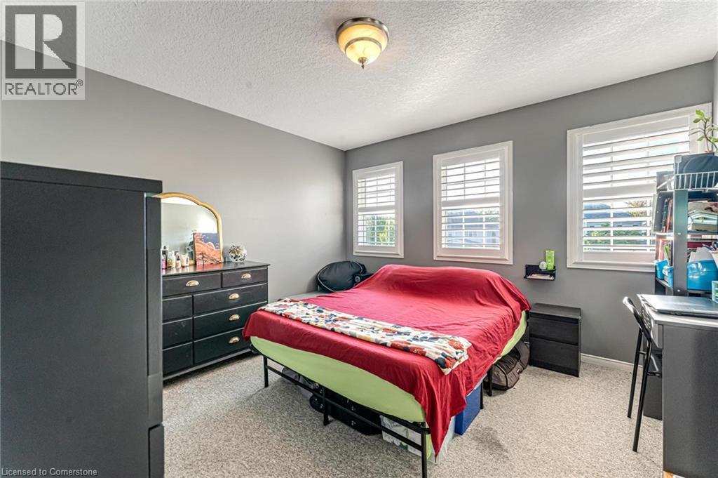 Photo 25 of 17 Webb Avenue, Brantford ON