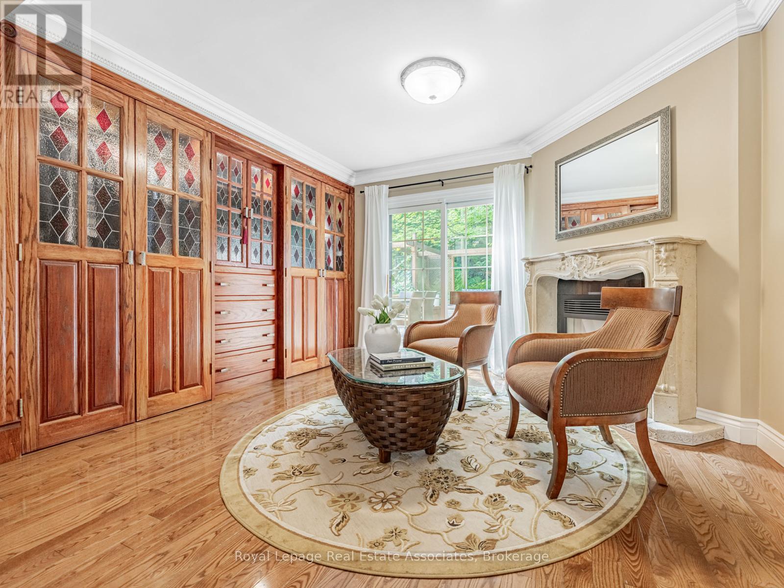 Photo 19 of 1046 Springhill Drive, Mississauga ON