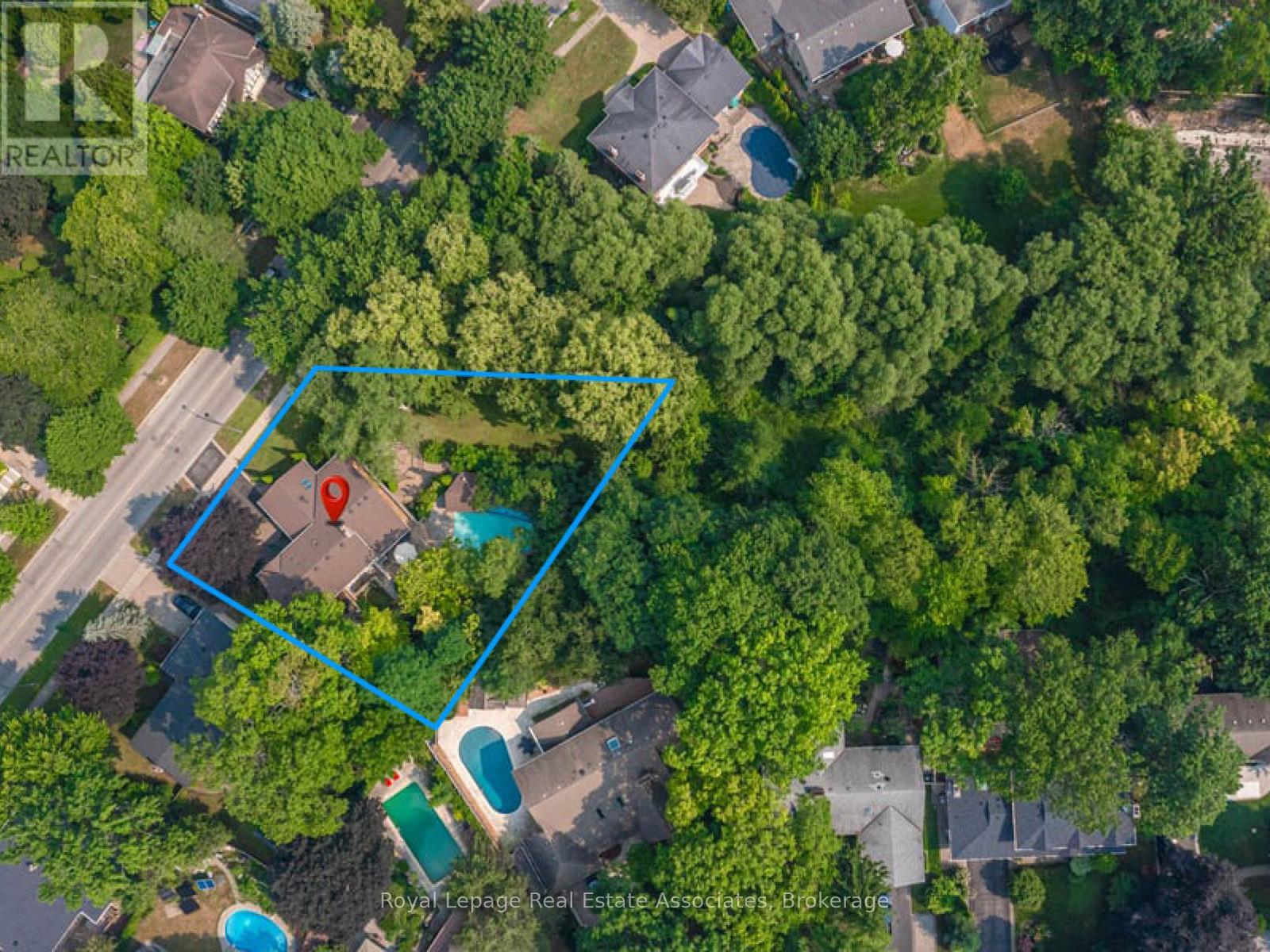 Photo 30 of 1046 Springhill Drive, Mississauga ON
