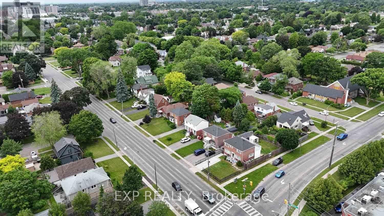 Photo 25 of 536 King Street E, Oshawa ON