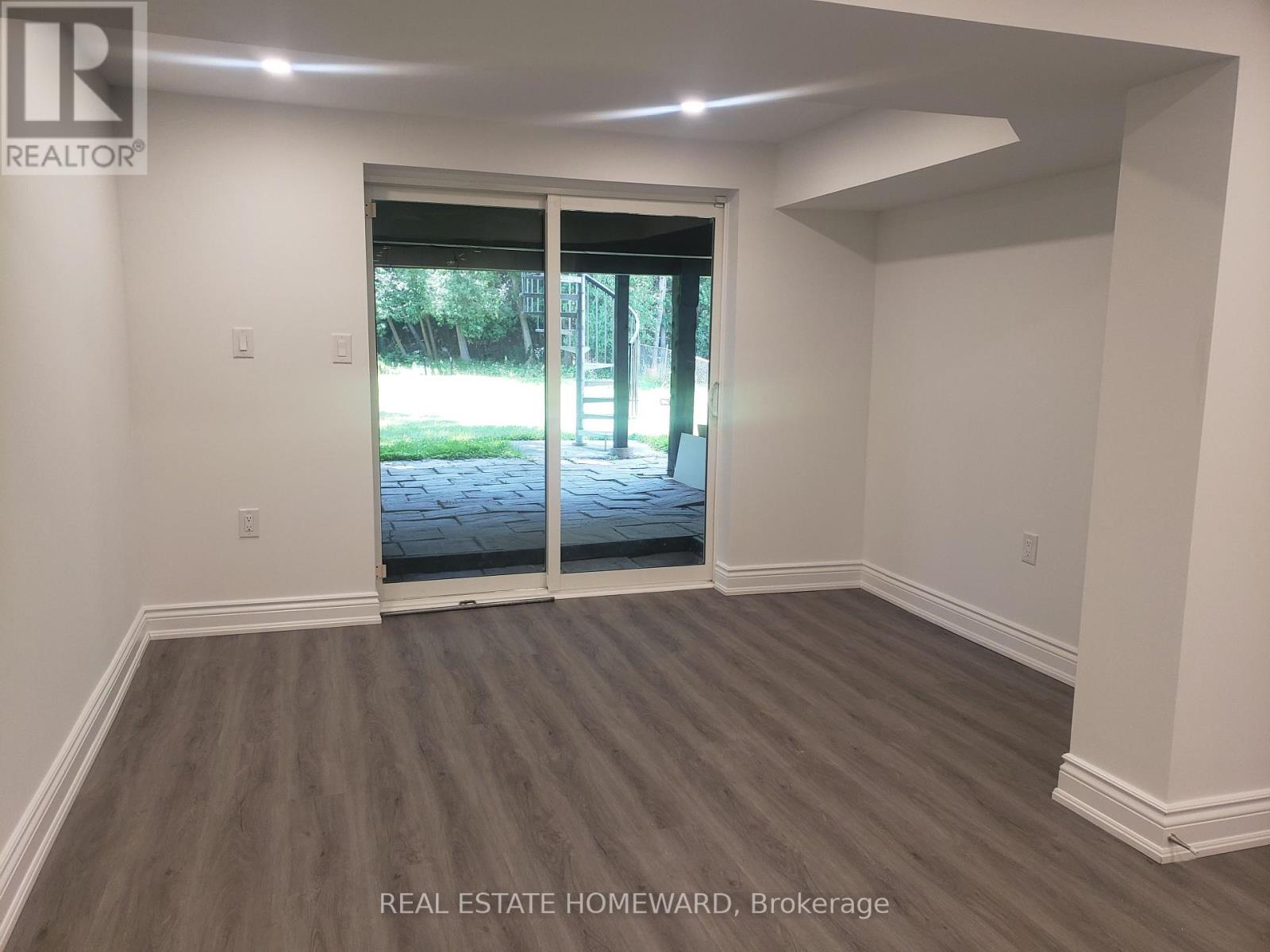 Photo 21 of Lower 932 Elgin Street, Newmarket ON