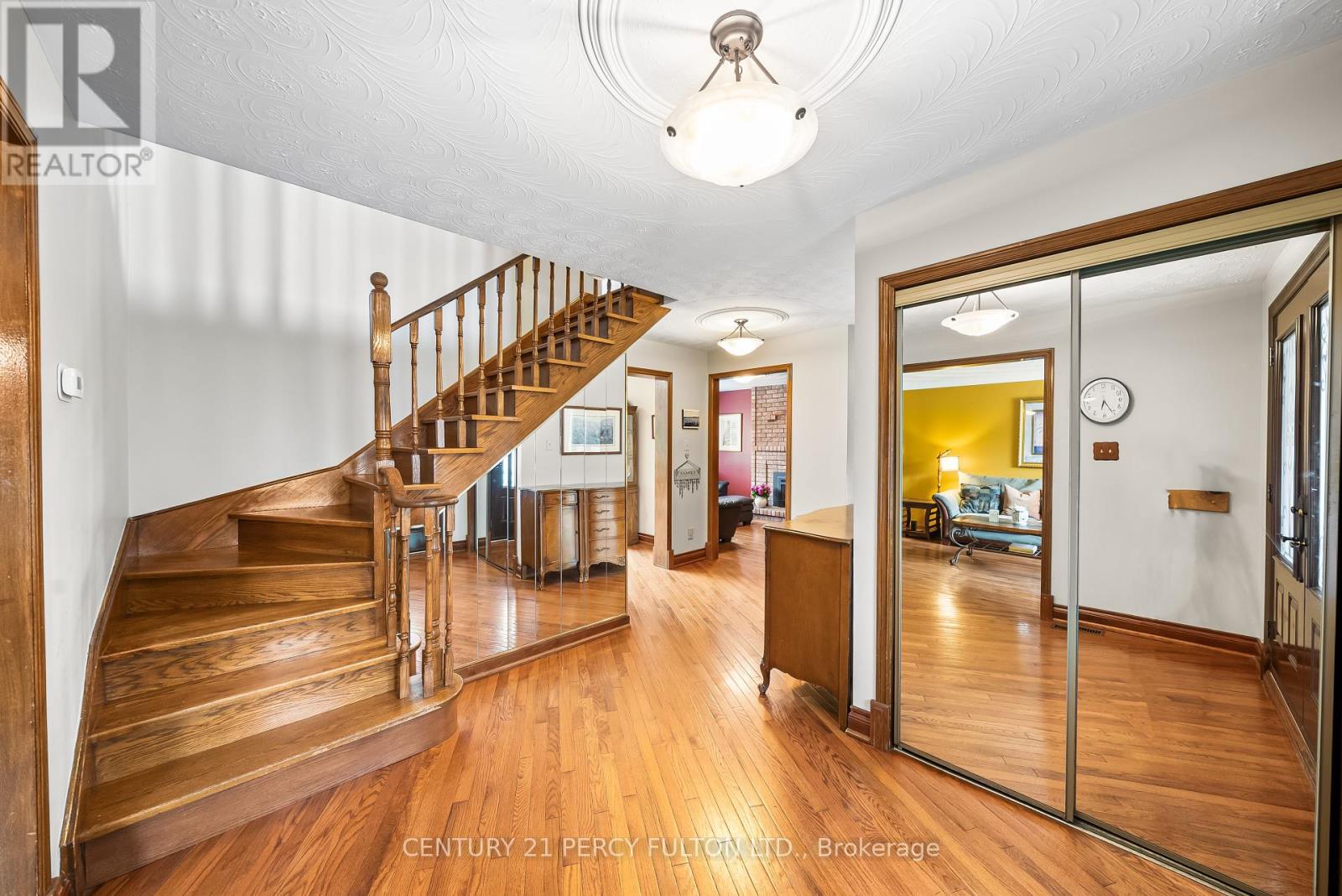 Photo 23 of 205 Gabrielle Mews, Whitchurchstouffville ON
