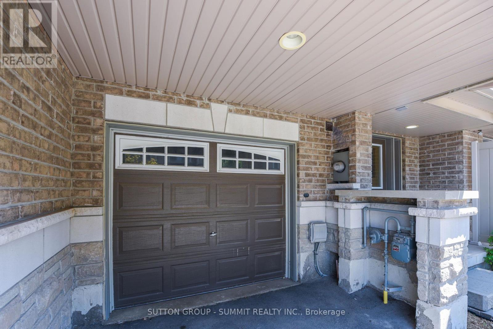 Photo 15 of 54 2435 Greenwich Drive, Oakville ON