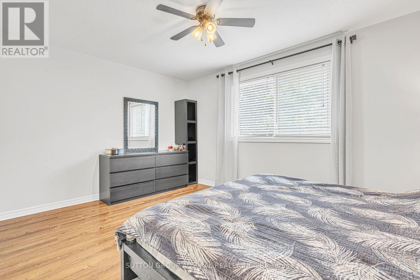 Photo 46 of 16 Empire Drive, Barrie ON
