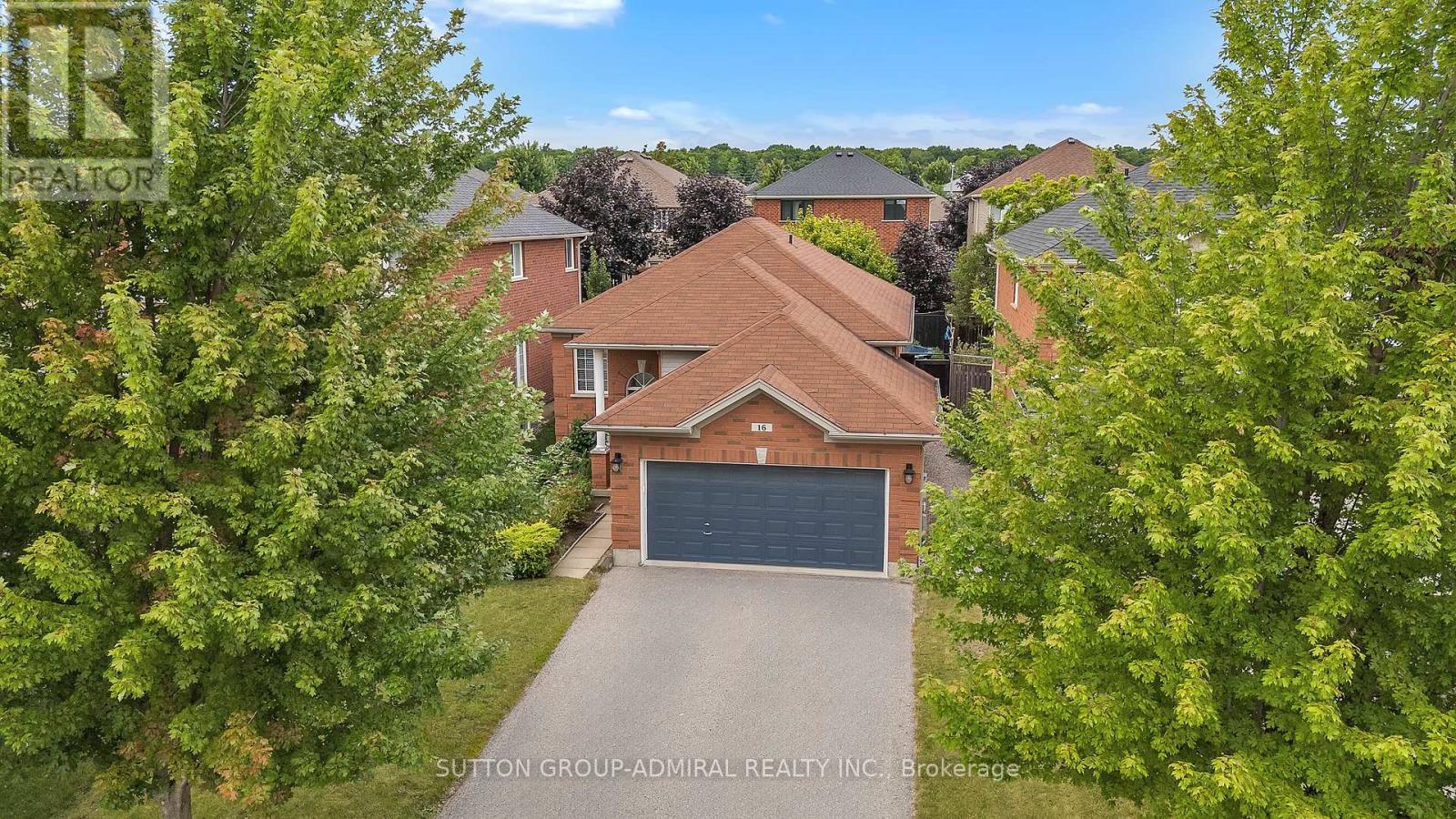 Photo 27 of 16 Empire Drive, Barrie ON