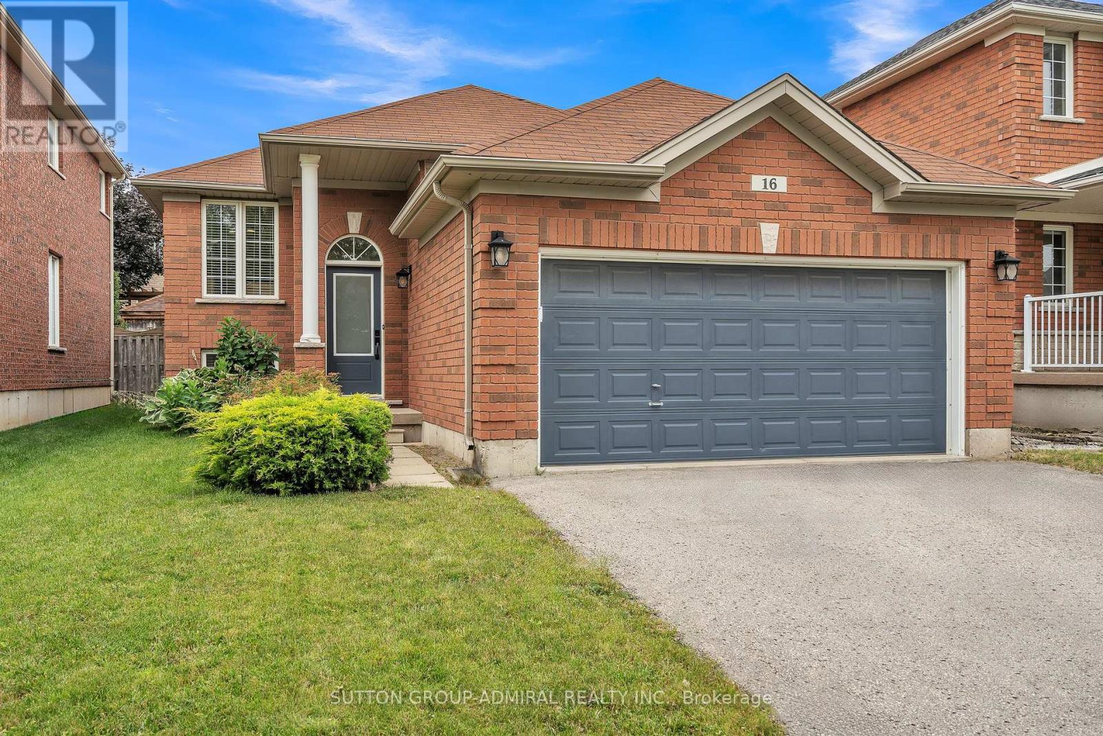 Photo 11 of 16 Empire Drive, Barrie ON