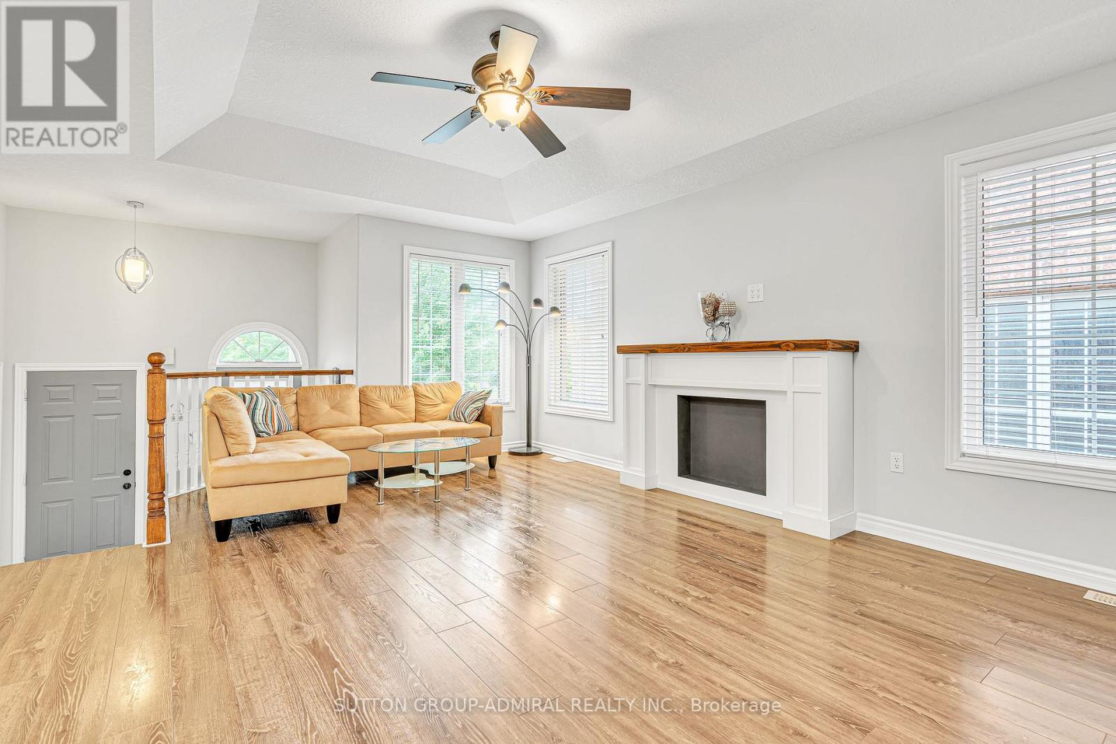Photo 29 of 16 Empire Drive, Barrie ON