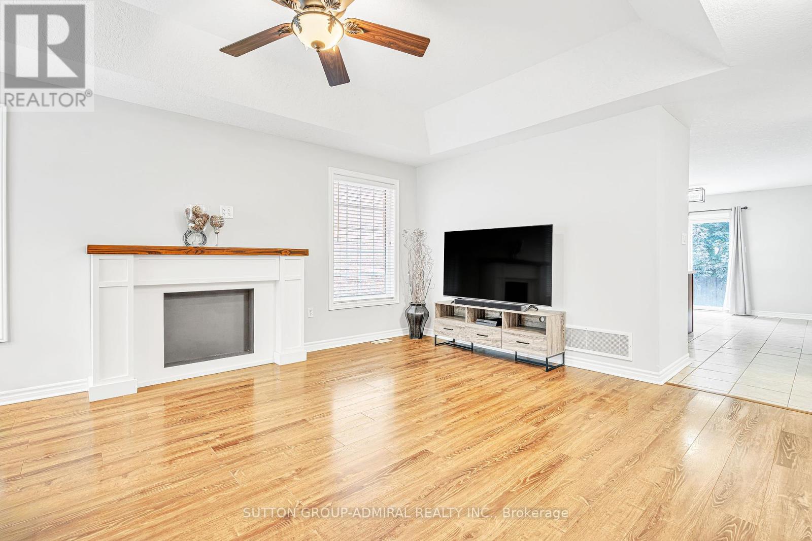 Photo 16 of 16 Empire Drive, Barrie ON