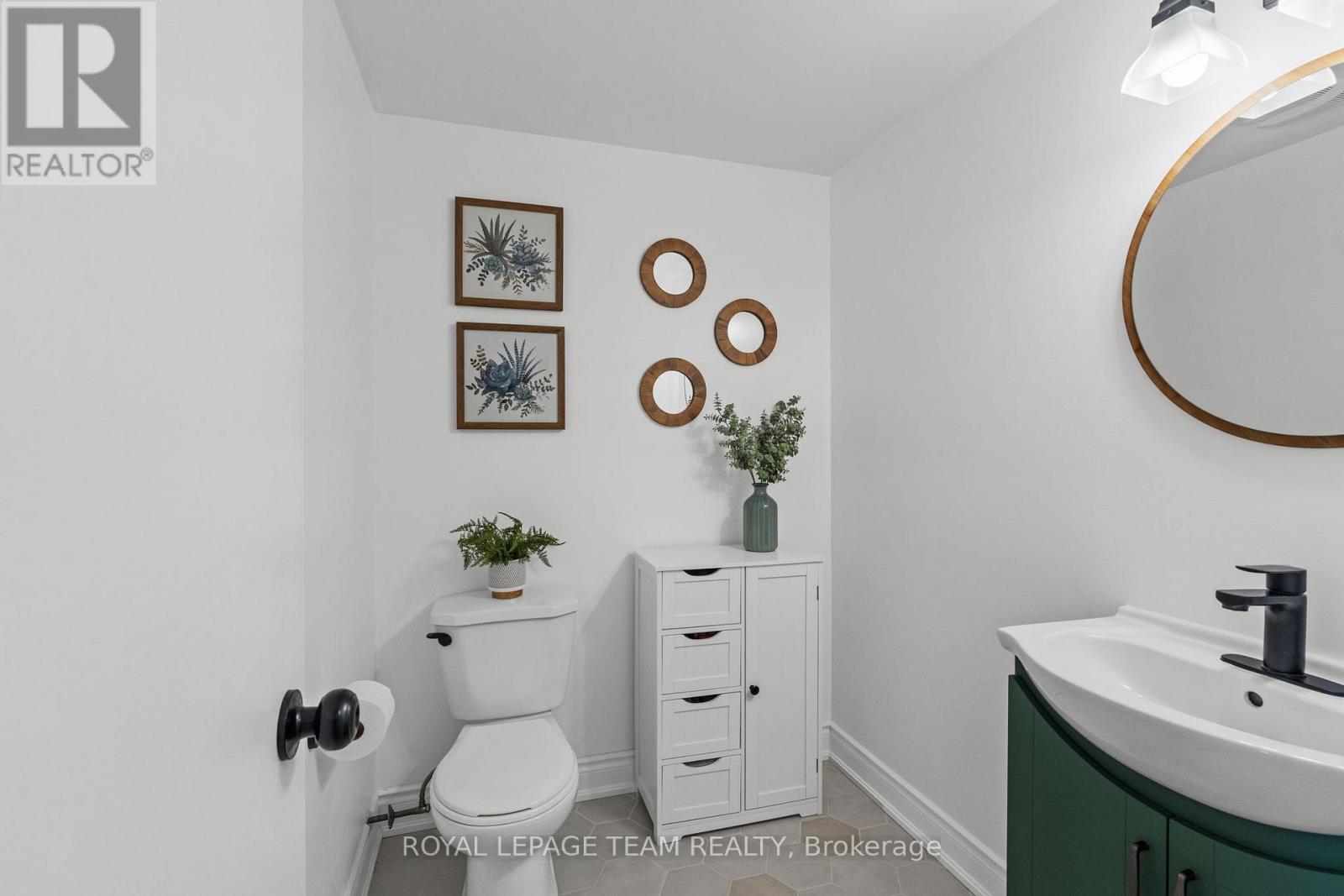 Photo 15 of B 6501 Bilberry Drive, Ottawa ON