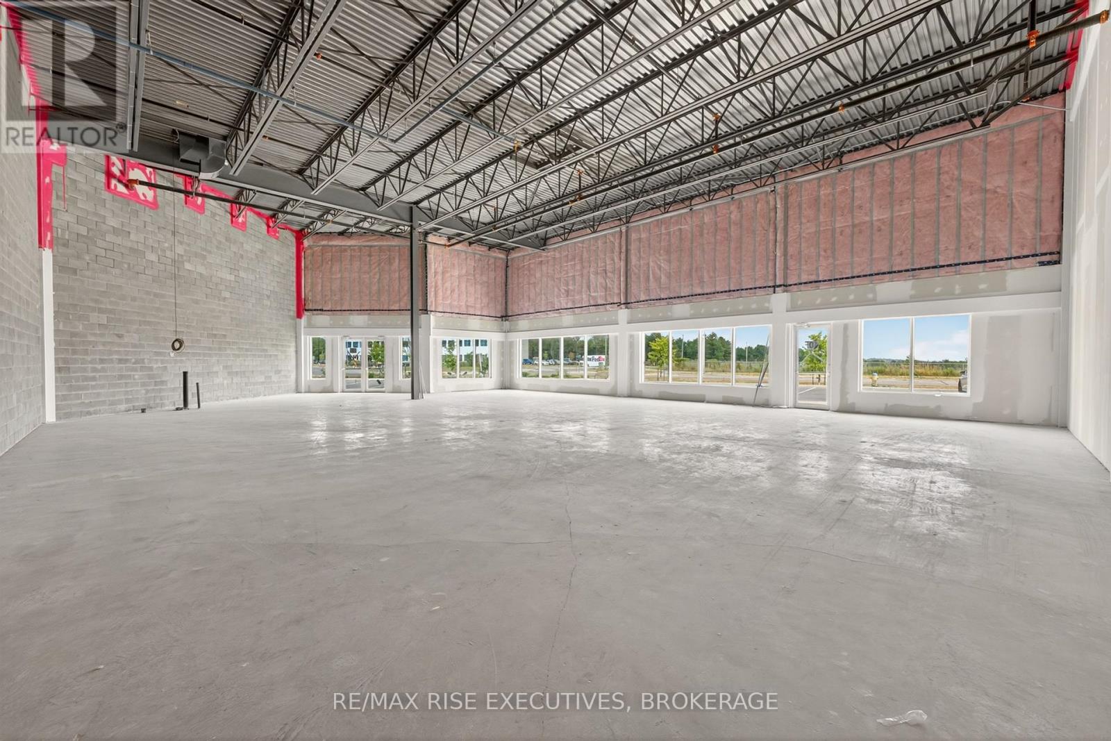 Photo 6 of 10 1325 Centennial Drive N, Kingston ON