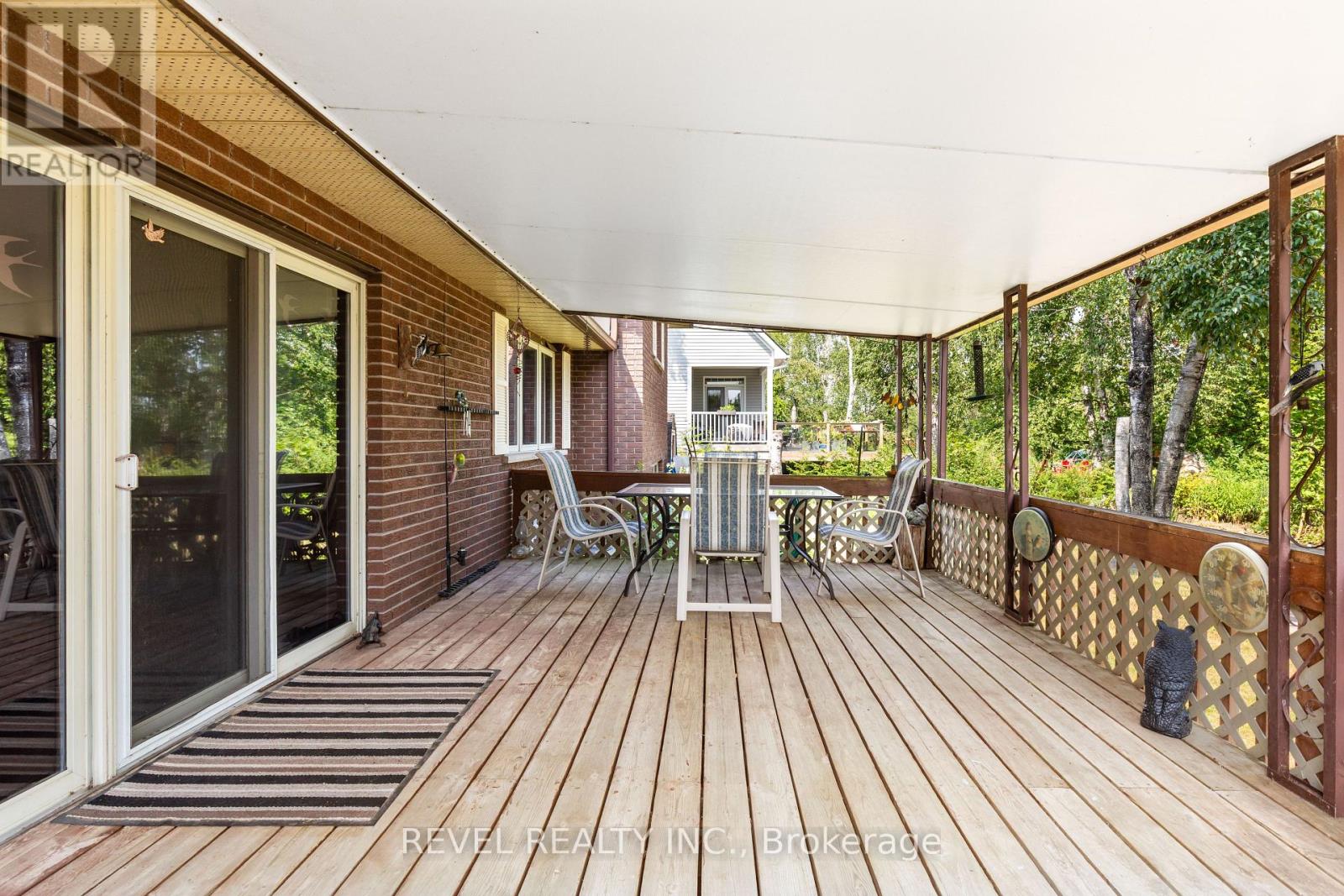 Photo 8 of 126 Pinewood Boulevard, Kawartha Lakes ON