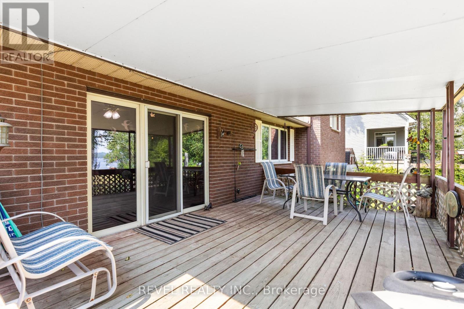 Photo 29 of 126 Pinewood Boulevard, Kawartha Lakes ON