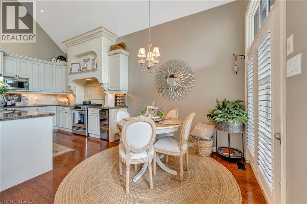 Photo 21 of 4 Macdonald Crescent, Brantford ON