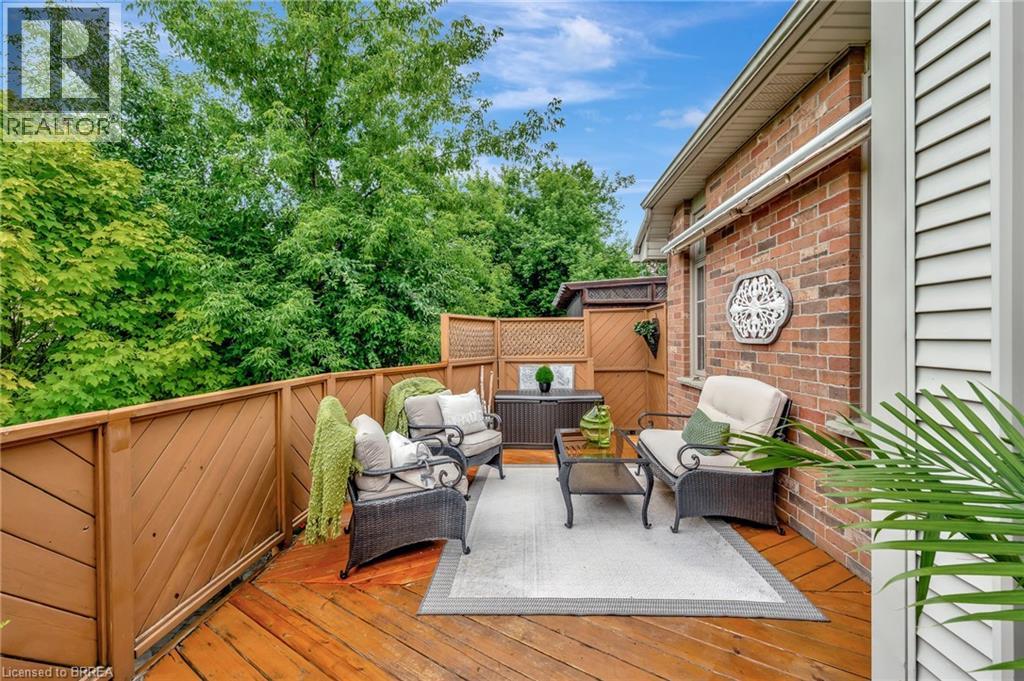 Photo 48 of 4 Macdonald Crescent, Brantford ON