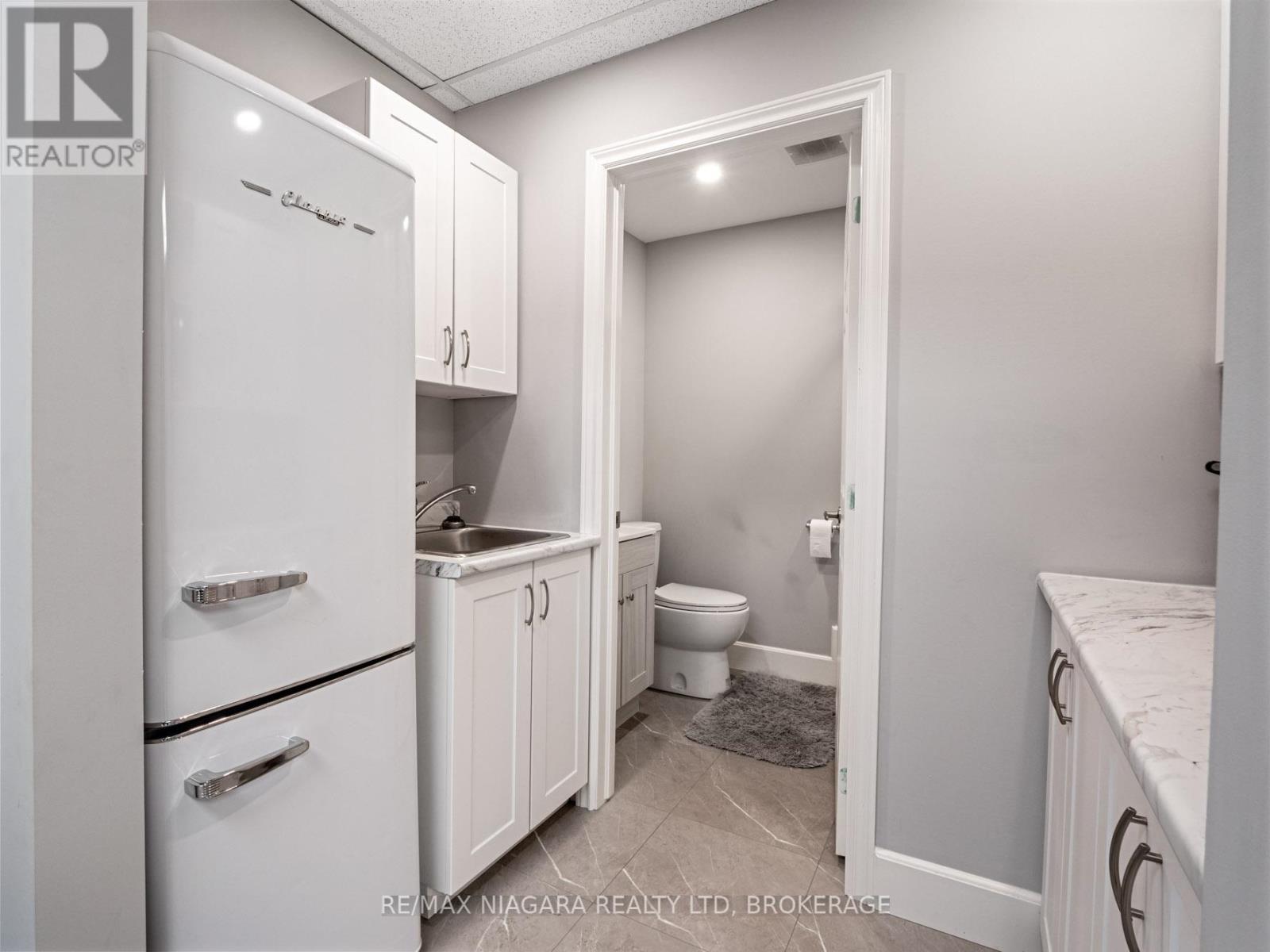 Photo 33 of 240 Jarvis Street, Fort Erie ON