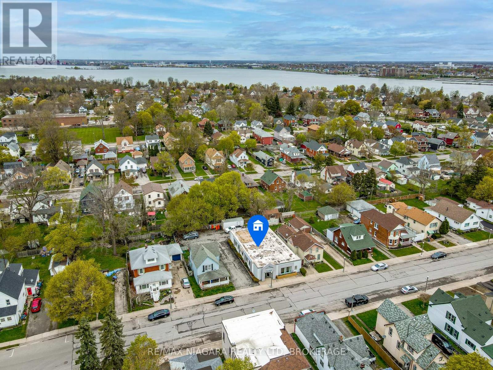 Photo 10 of 240 Jarvis Street, Fort Erie ON