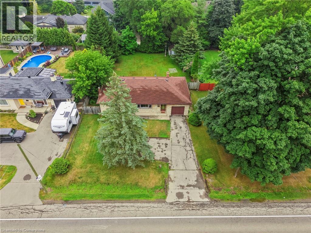 Photo 32 of 265 Fiddlers Green Road, Ancaster ON