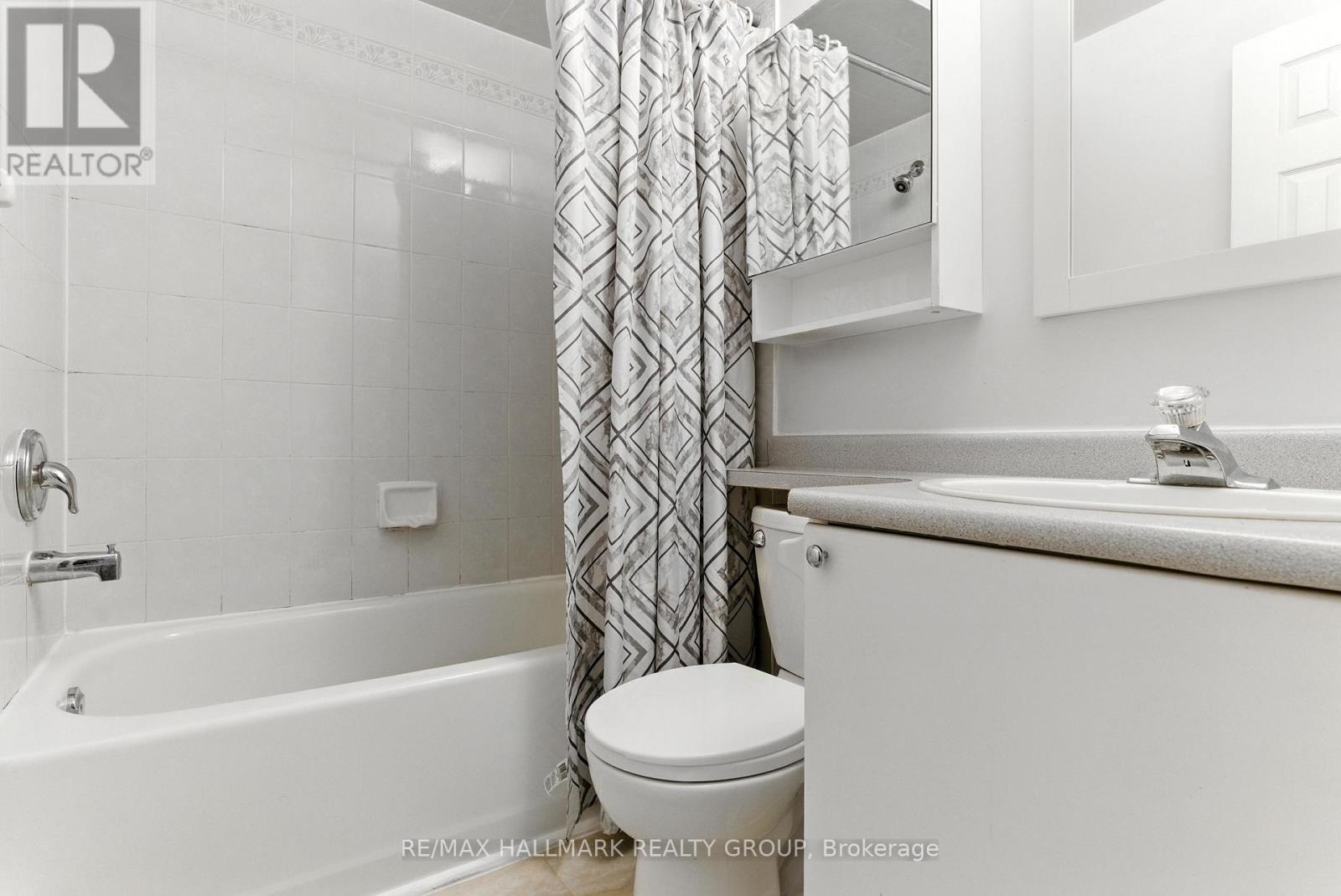 Photo 29 of 214 Briston Private, Ottawa ON