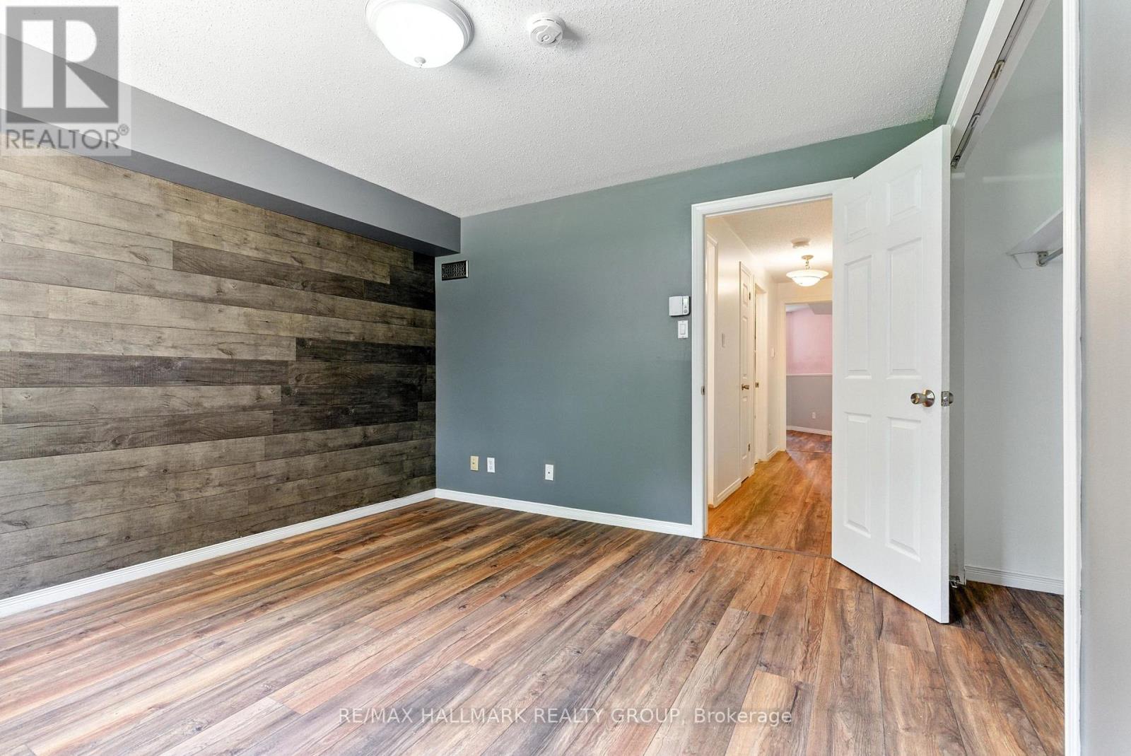 Photo 24 of 214 Briston Private, Ottawa ON